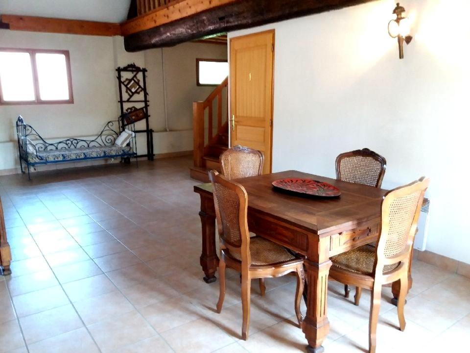 Le Domaine Du Cellier Bed & Breakfast Sézanne Екстериор снимка