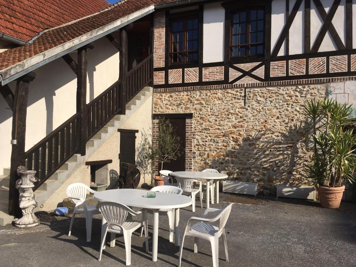 Le Domaine Du Cellier Bed & Breakfast Sézanne Екстериор снимка